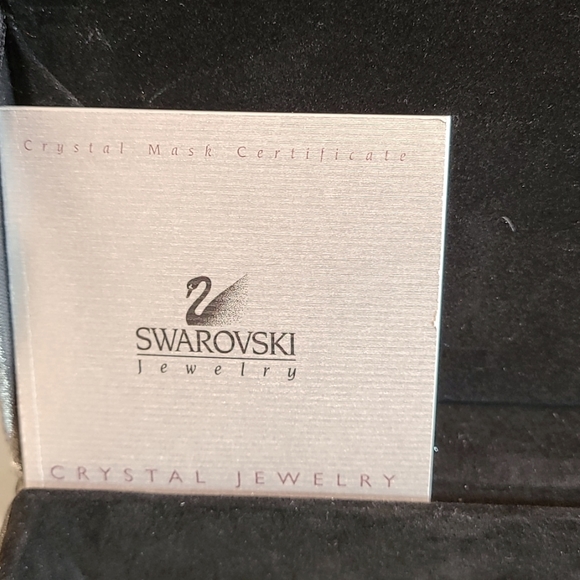 Swarovski crystal mask with side holder - STUNNING! - Picture 11 of 15